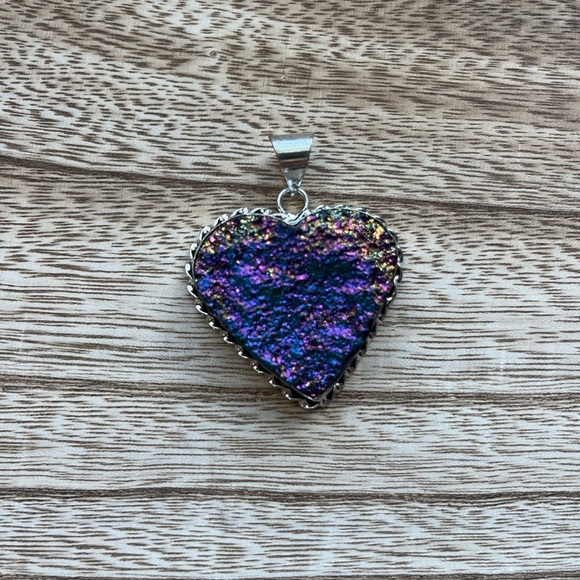 Rainbow Druzy Heart Shape Gemstone Pendant - Picture 1 of 4